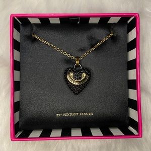 pave heart pendant